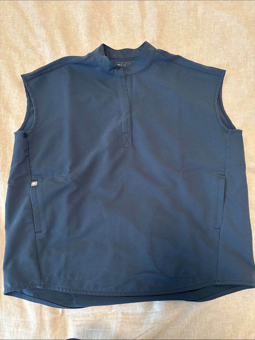 Figs Scrub Top